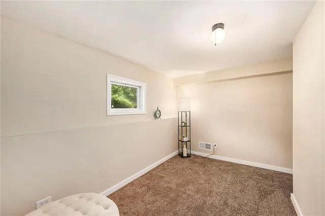 $260,000 | 722 South Central Street, Olathe, KS 66061