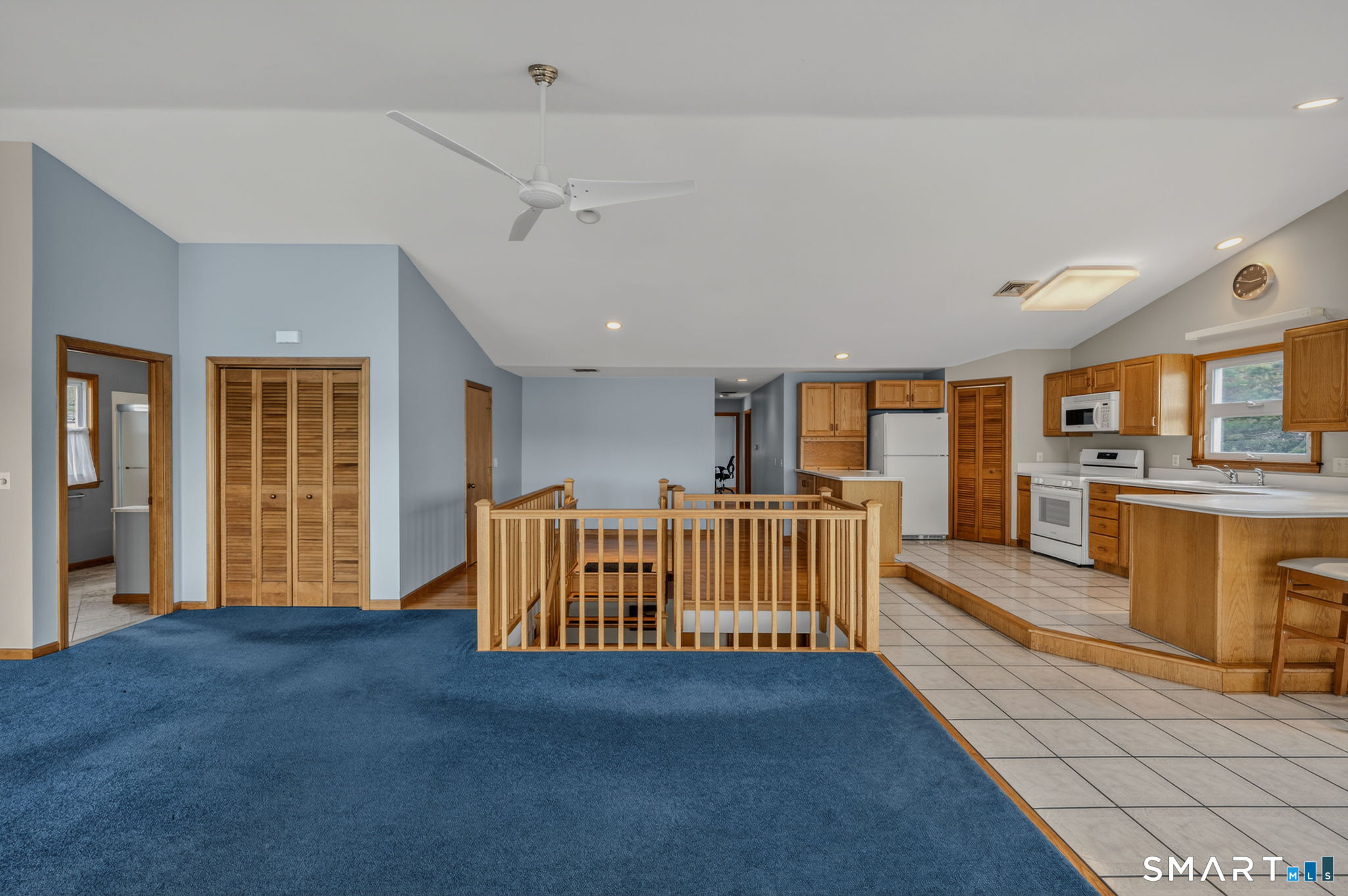 224 Shore Road Waterford, CT 06385 - Photo 20 of 40