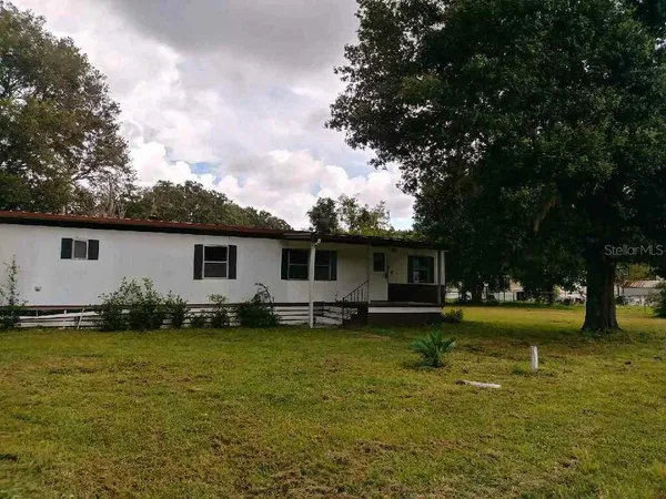 $850 | 805 Peters Street, Wildwood, FL 34785