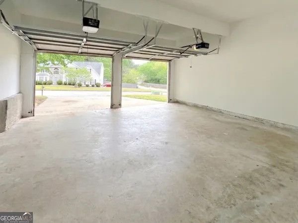 $2,650 | 5983 Hitt Lake Trail, Stone Mountain, GA 30087