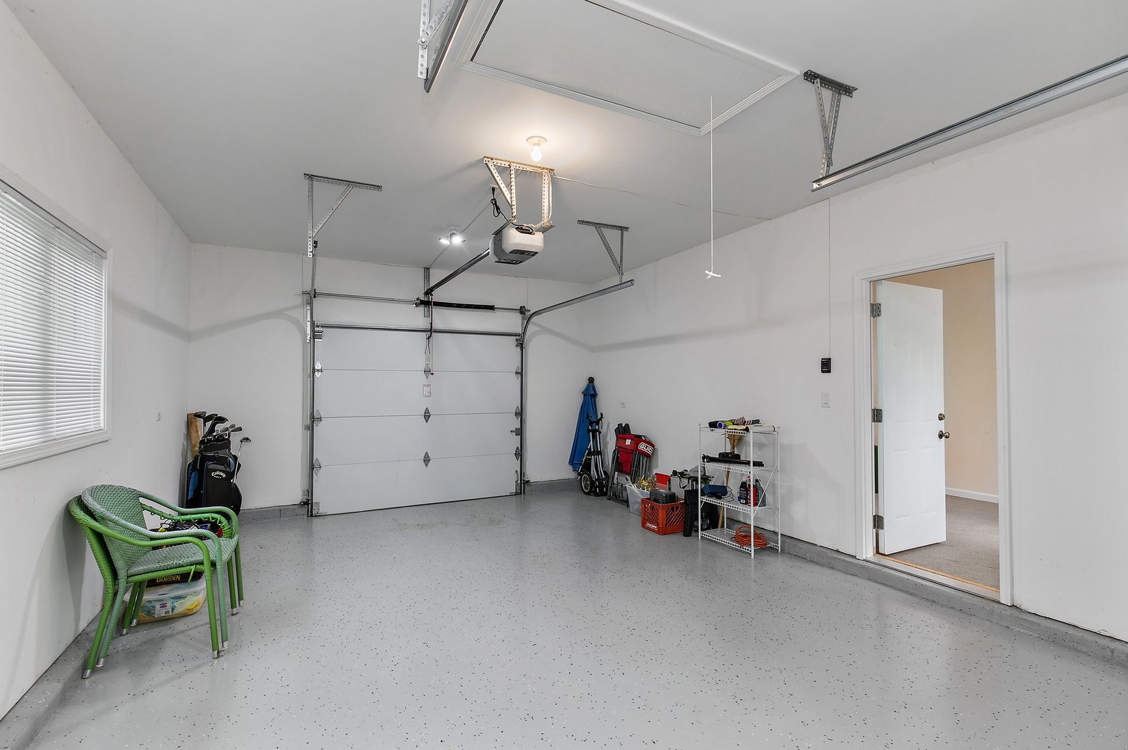 39W343 Hogan Hill Elgin, IL 60124 - Photo 28 of 48 a view of a room with gym equipment