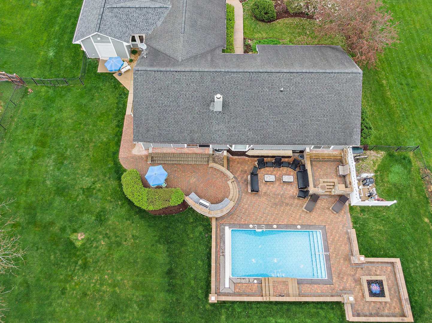 39W343 Hogan Hill Elgin, IL 60124 - Photo 44 of 48 an aerial view of a house with yard swimming pool and outdoor seating