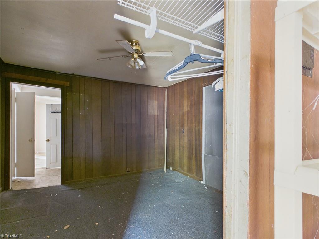 1004 Unity Street Thomasville, NC 27360 - Photo 10 of 16