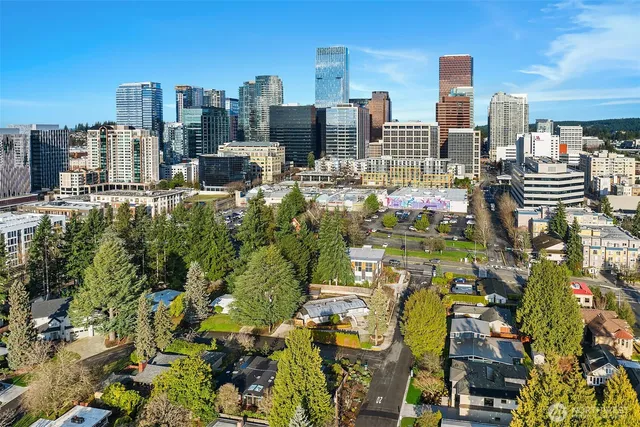 $3,898,000 | 106 110th Avenue Southeast, Bellevue, WA 98004
