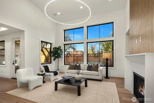 $3,898,000 | 106 110th Avenue Southeast, Bellevue, WA 98004