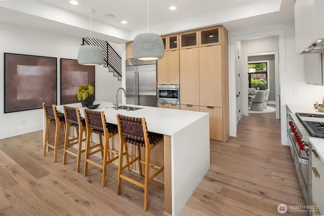 $3,898,000 | 106 110th Avenue Southeast, Bellevue, WA 98004