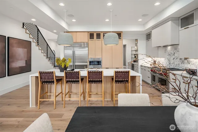 $3,898,000 | 106 110th Avenue Southeast, Bellevue, WA 98004