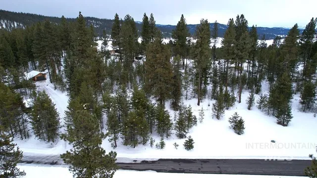 $140,600 | 279 Barker Lane, Donnelly, ID 83615