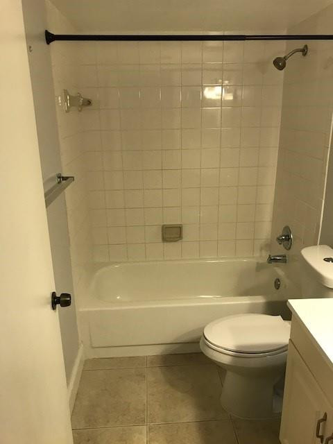 522 Trace Circle, Unit 201 Deerfield Beach, FL 33441 - Photo 14 of 21 Photo 14