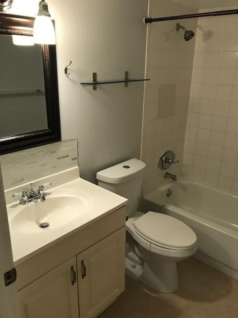 522 Trace Circle, Unit 201 Deerfield Beach, FL 33441 - Photo 18 of 21 Photo 18