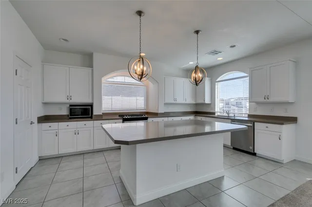 $3,480 | 6335 Rock Strm Lane, Las Vegas, NV 89141