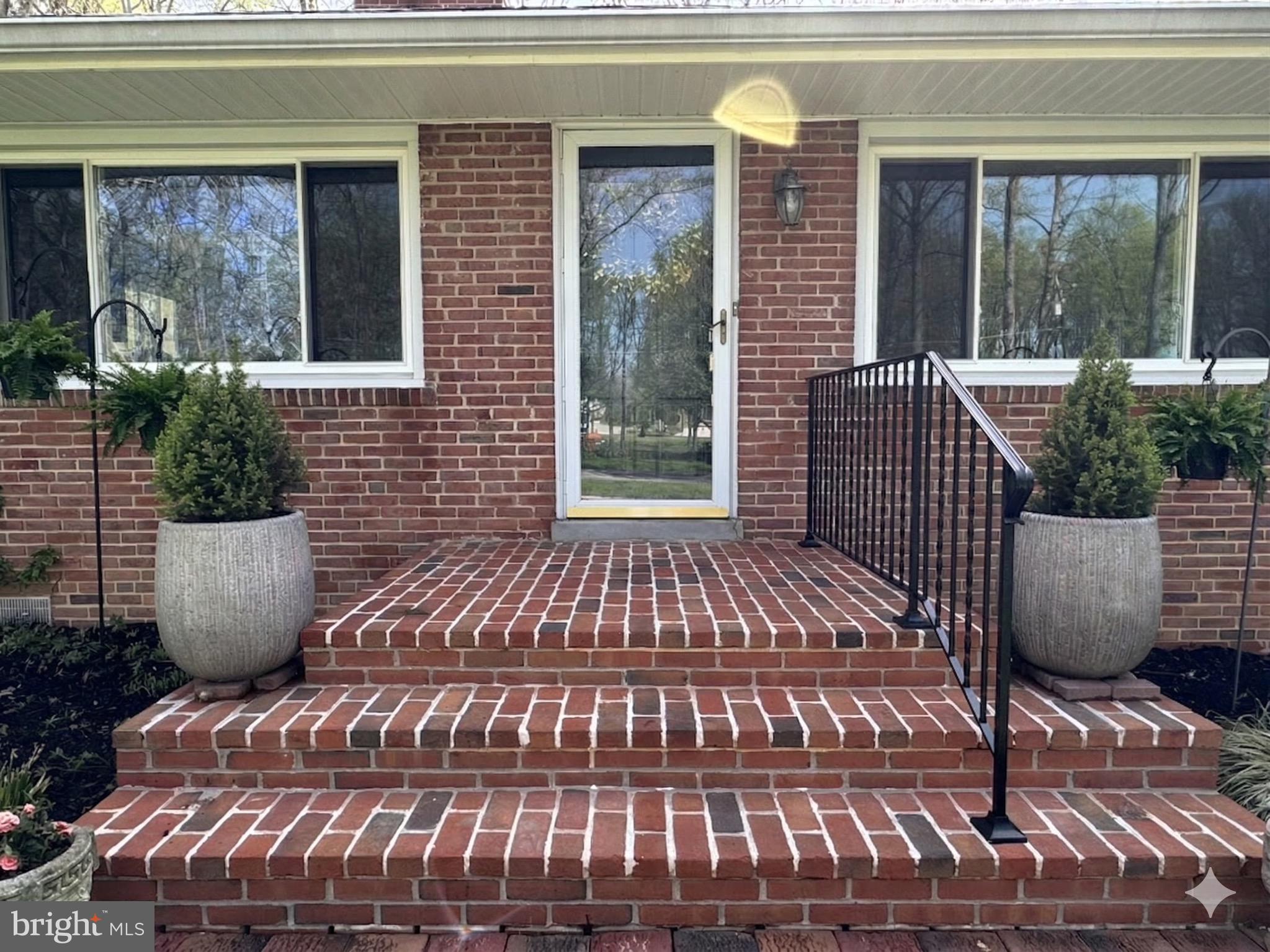 4318 Pinetree Road Rockville, MD 20853 - Photo 20 of 130