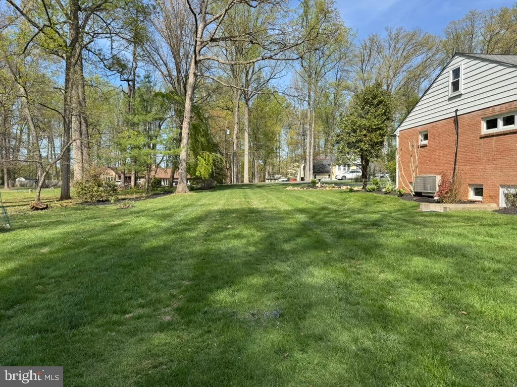 4318 Pinetree Road Rockville, MD 20853 - Photo 41 of 130