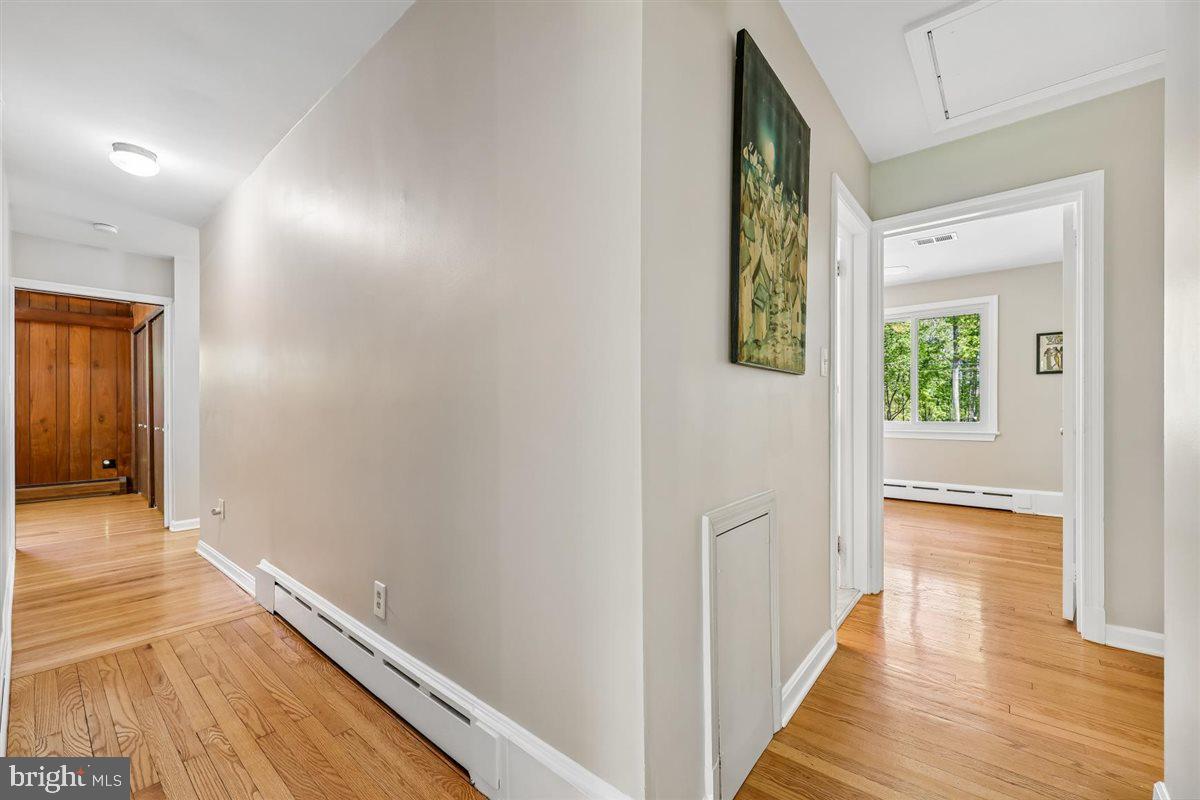 4318 Pinetree Road Rockville, MD 20853 - Photo 63 of 130