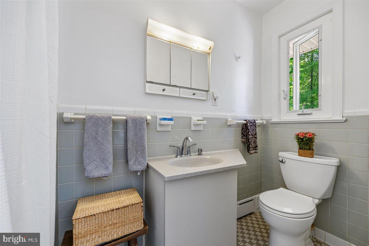 4318 Pinetree Road Rockville, MD 20853 - Photo 69 of 130