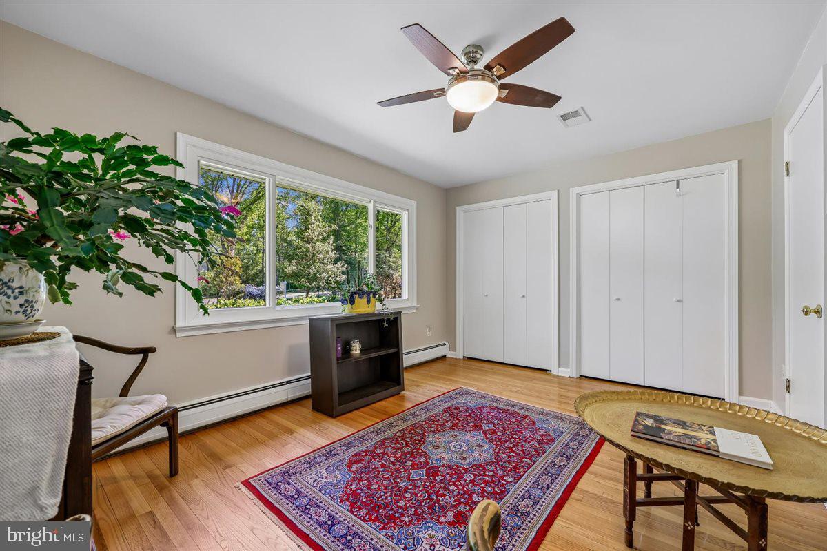4318 Pinetree Road Rockville, MD 20853 - Photo 72 of 130