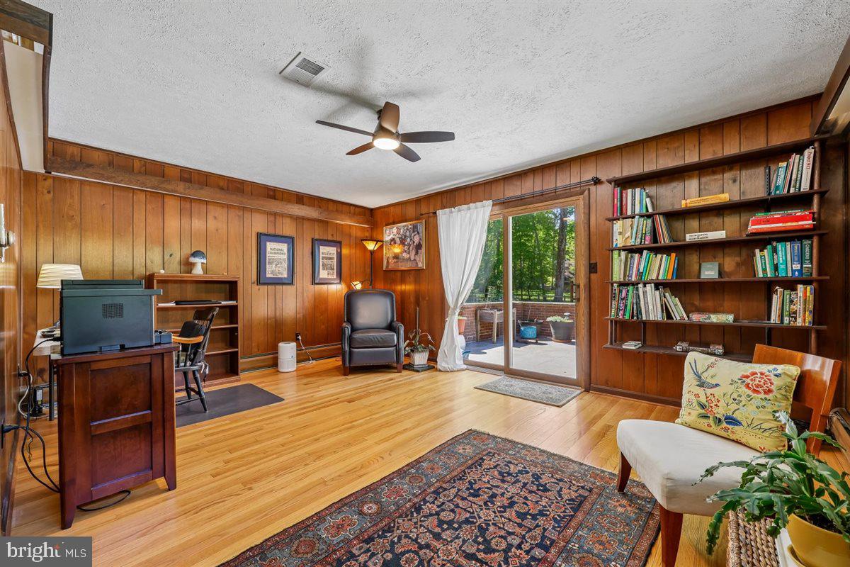 4318 Pinetree Road Rockville, MD 20853 - Photo 76 of 130