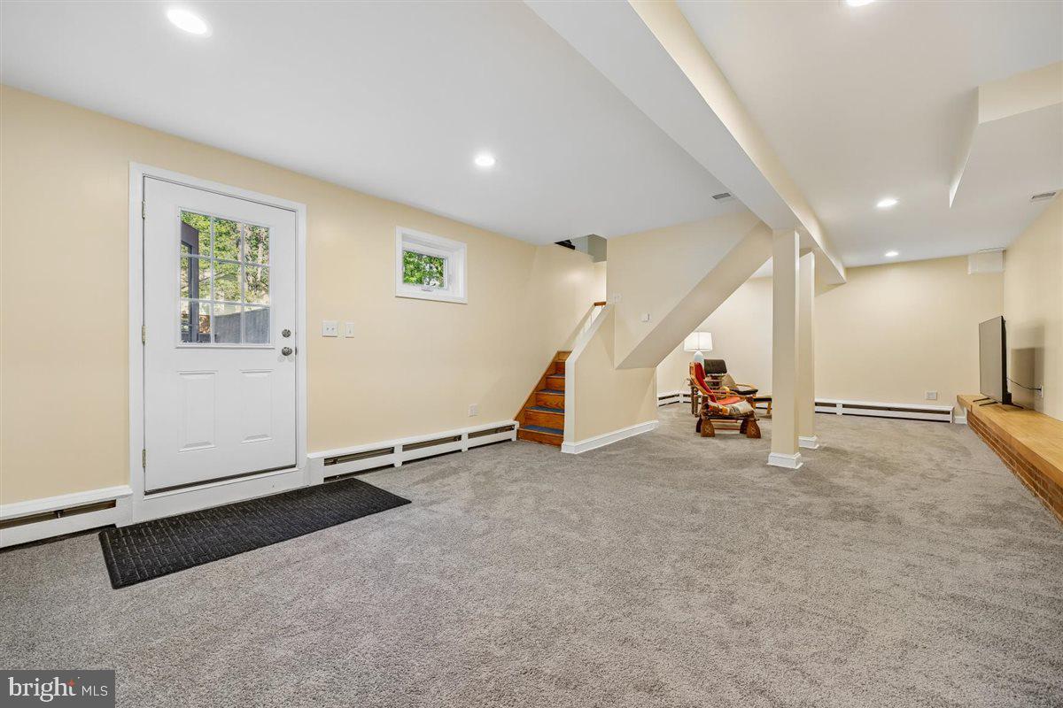 4318 Pinetree Road Rockville, MD 20853 - Photo 93 of 130