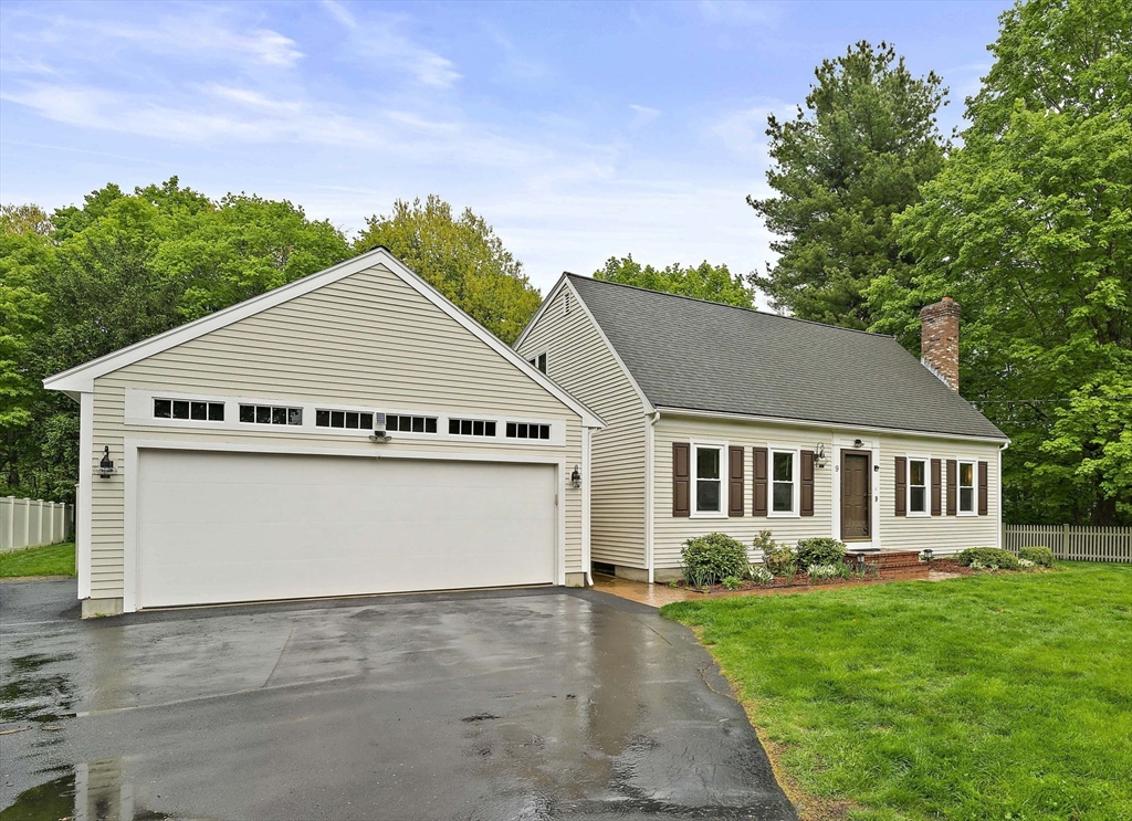 9 Rice Avenue Northborough, MA 01532 - Photo 2 of 35 Gallery Image 2