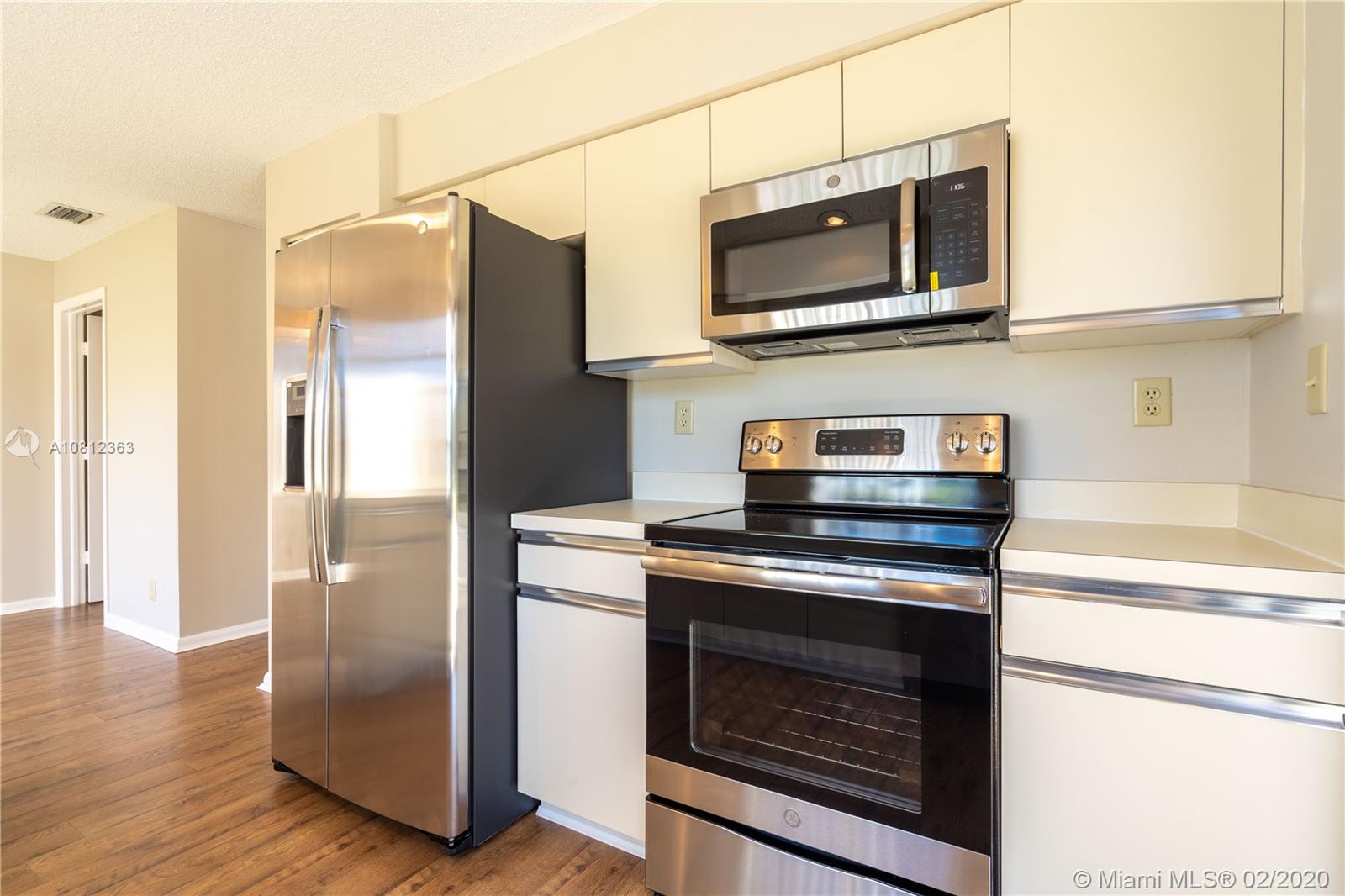 242 Northwest 64th Street Boca Raton, FL 33487 - Photo 21 of 49 Gallery Image 21