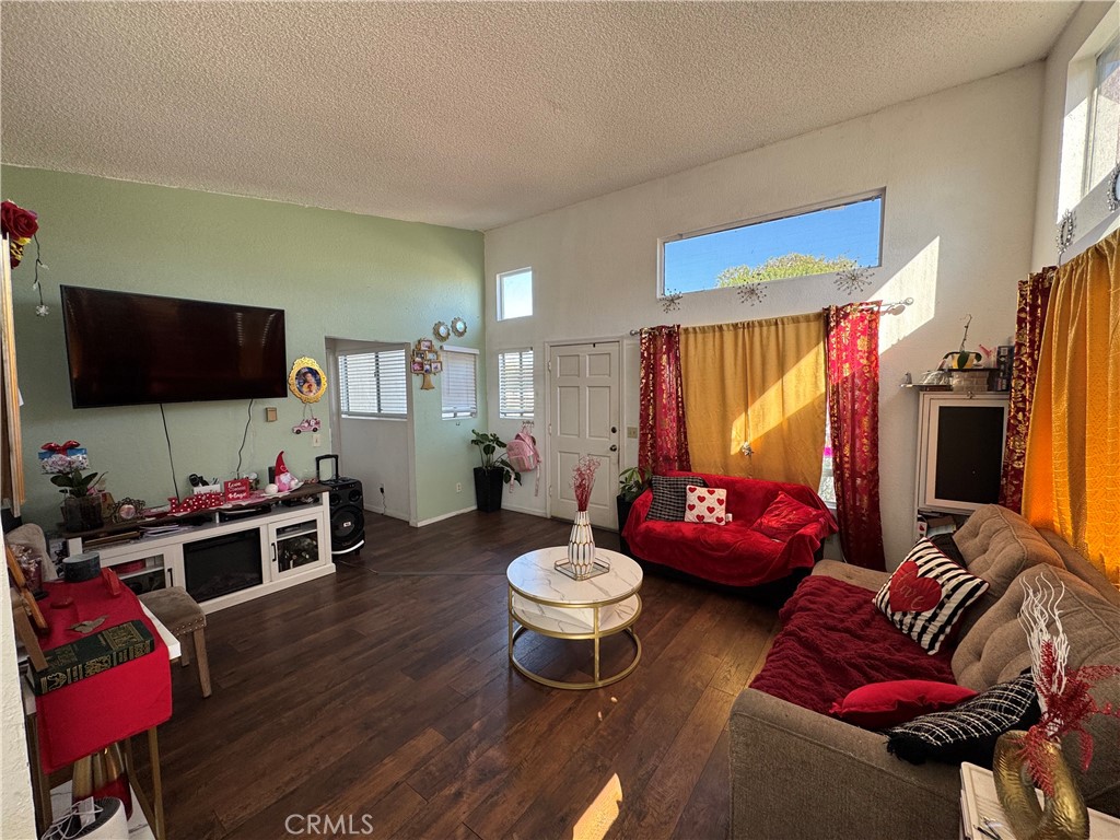 590 South 6th Street Grover Beach, CA 93433 - Photo 10 of 58 Unit A Living Room