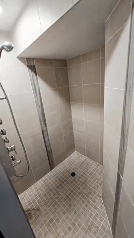 $1,700 | 6751 South Campbell Avenue, Unit 3F, Chicago, IL 60629