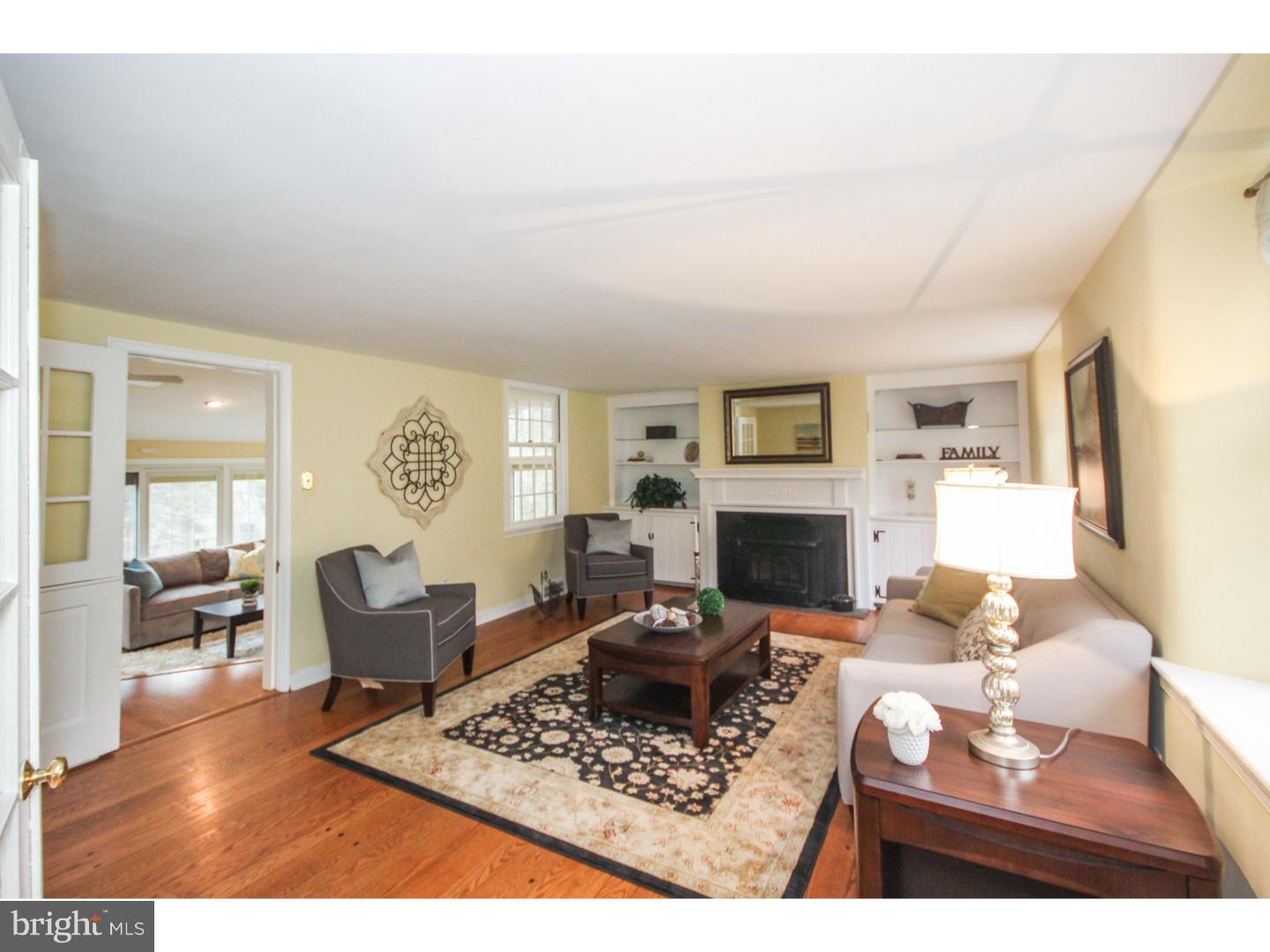 533 Bobbin Mill Road Media, PA 19063 - Photo 3 of 24 Living Room