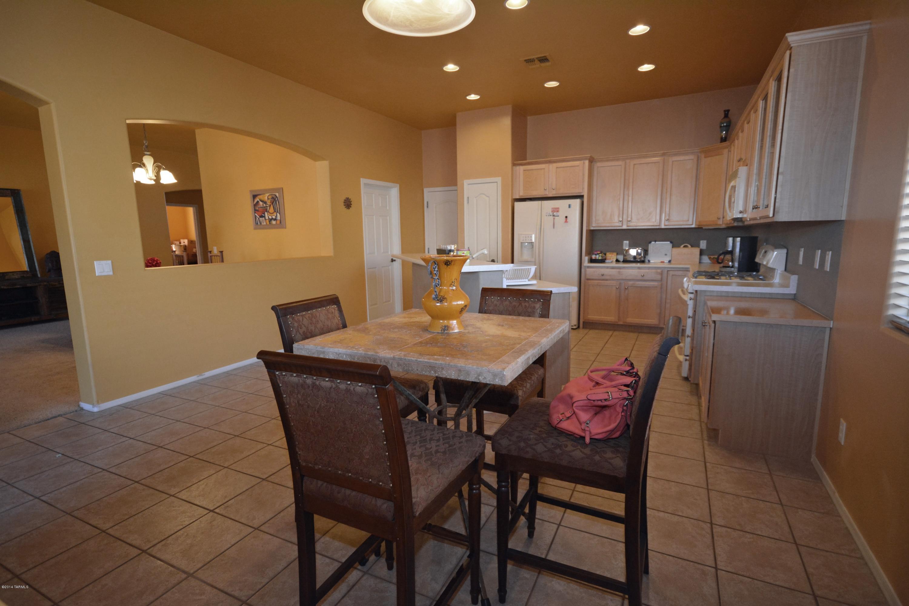 3505 South Desert Lantern Road Tucson, AZ 85735 - Photo 2 of 29