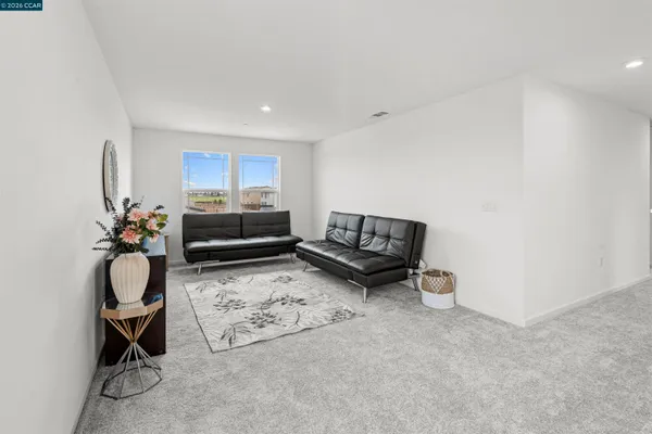 $745,000 | 953 Arneis Avenue, Manteca, CA 95337