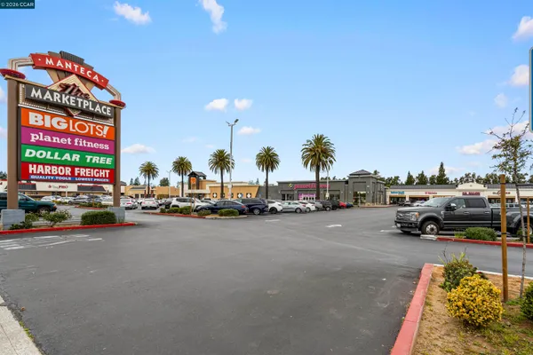 $745,000 | 953 Arneis Avenue, Manteca, CA 95337