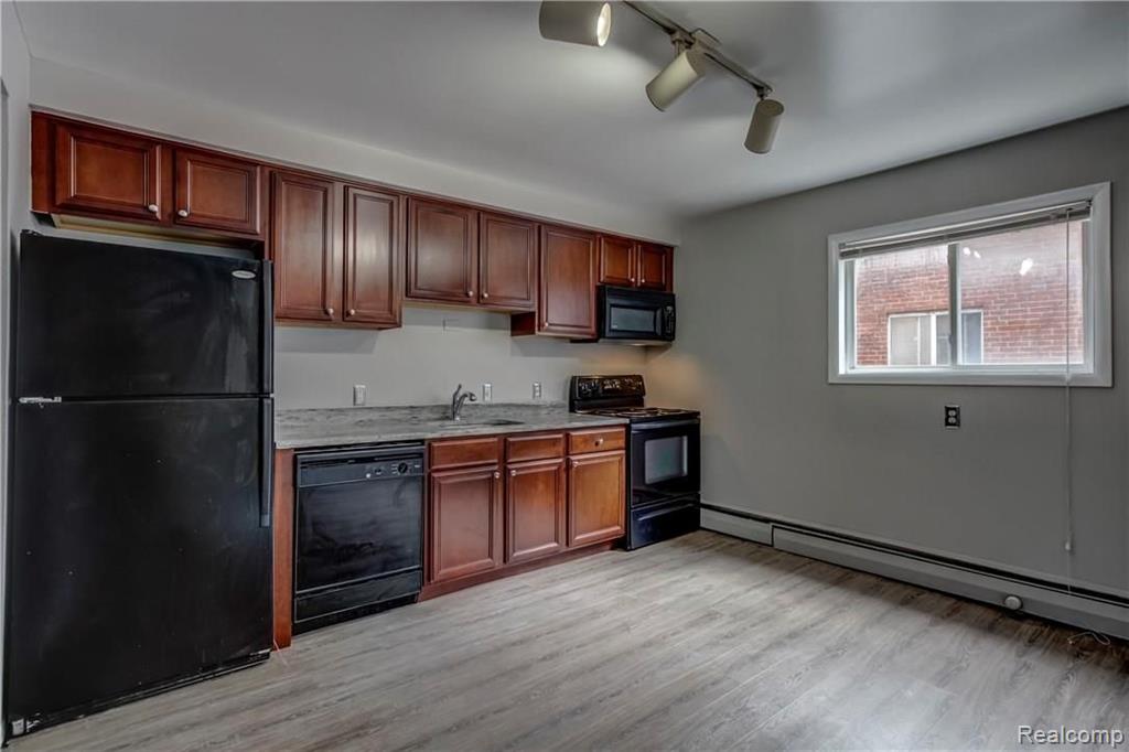 649 West Maple Road, Unit 6491 Clawson, MI 48017 - Photo 10 of 17