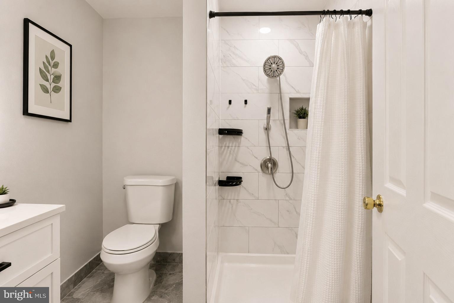 501 East Poplar Road Sterling, VA 20164 - Photo 34 of 46 Virtual Staging