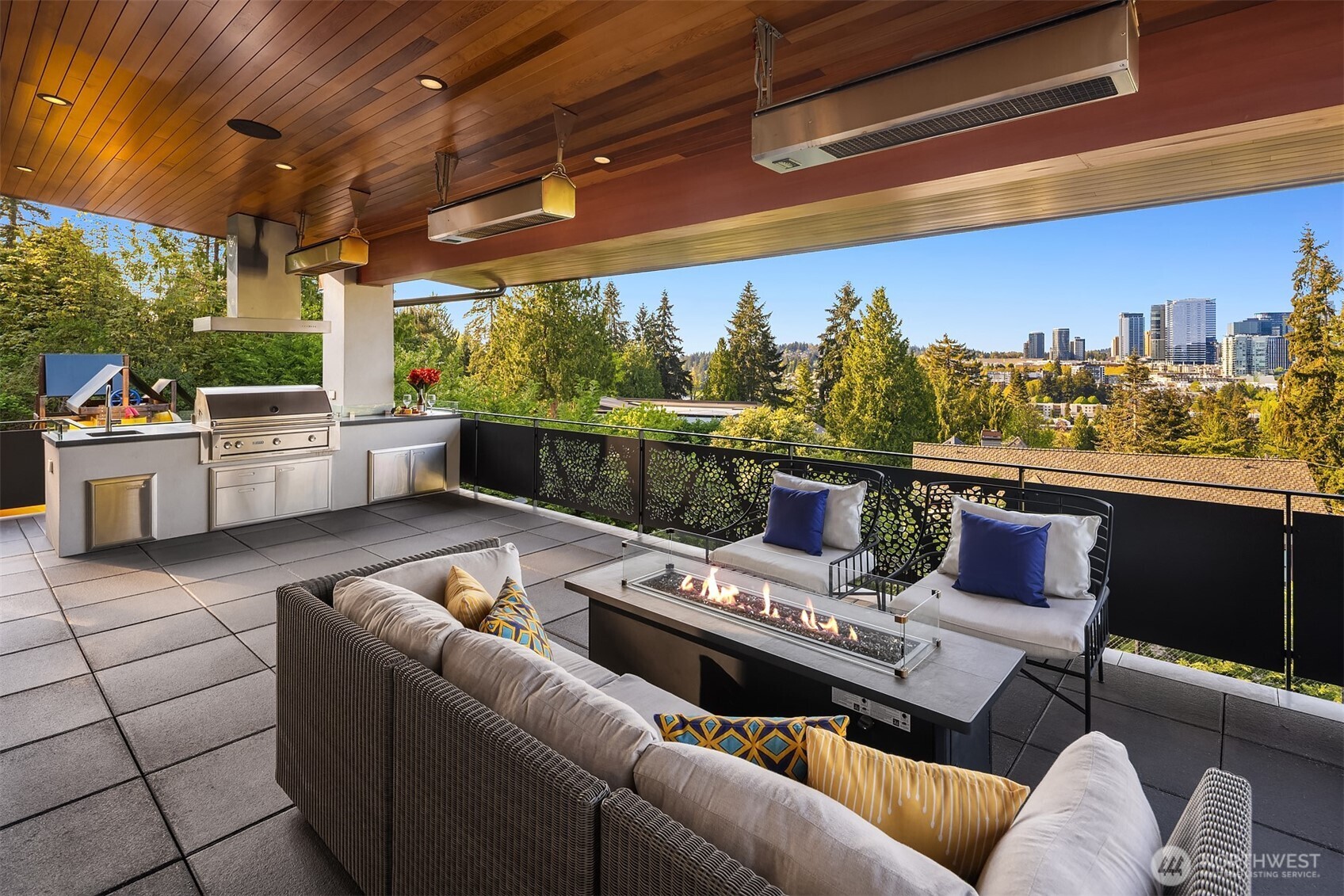209 Northside Road Bellevue, WA 98004 - Photo 14 of 40 Gallery Image 14