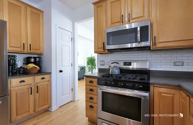 $385,000 | 91 Rotterdam Drive, Antioch, IL 60002