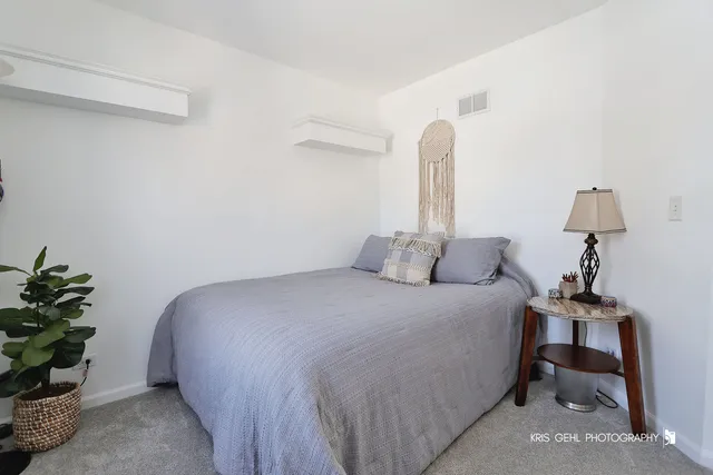 $385,000 | 91 Rotterdam Drive, Antioch, IL 60002