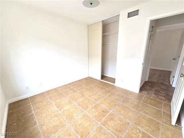 $2,250 | 3139 Belvedere Drive, Henderson, NV 89014