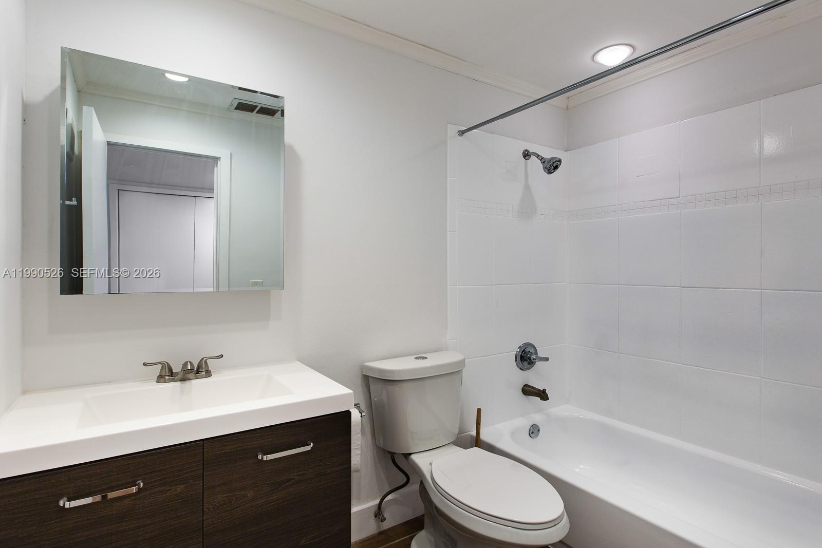 10520 Southwest 75th Lane Miami, FL 33173 - Photo 9 of 15