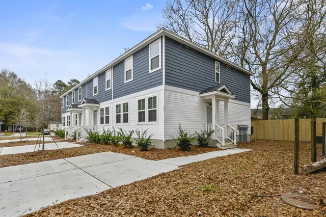 $2,100 | 101 Langley Drive, Unit D, Summerville, SC 29485