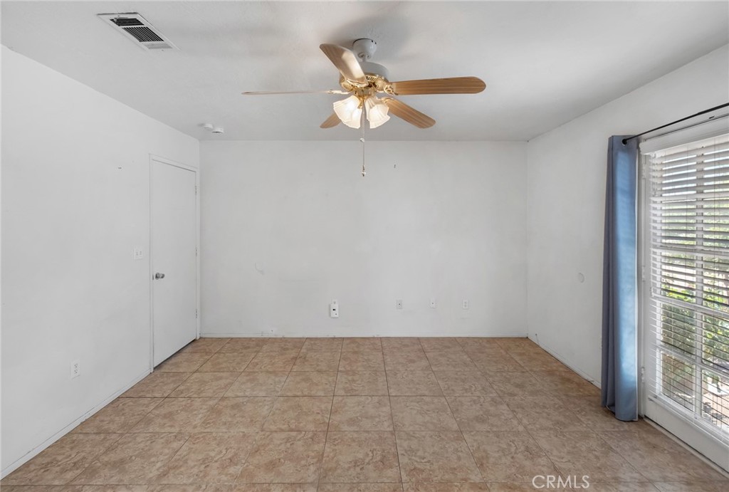 15155 Apache Road Apple Valley, CA 92307 - Photo 22 of 32