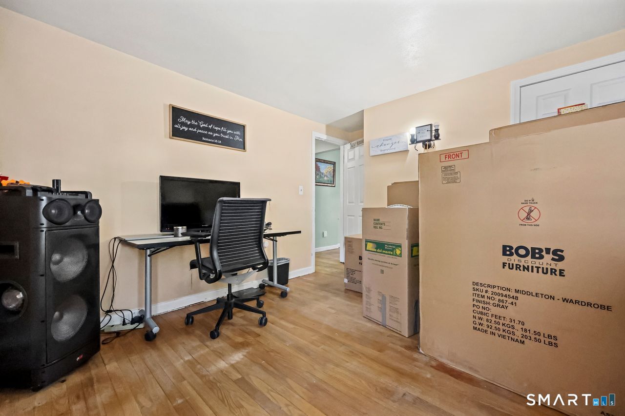 181 Parkview Street Meriden, CT 06451 - Photo 19 of 39