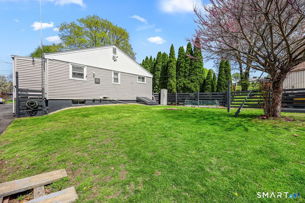 181 Parkview Street Meriden, CT 06451 - Photo 39 of 39