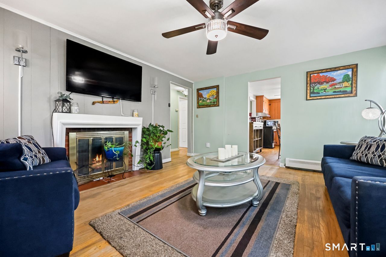 181 Parkview Street Meriden, CT 06451 - Photo 6 of 39
