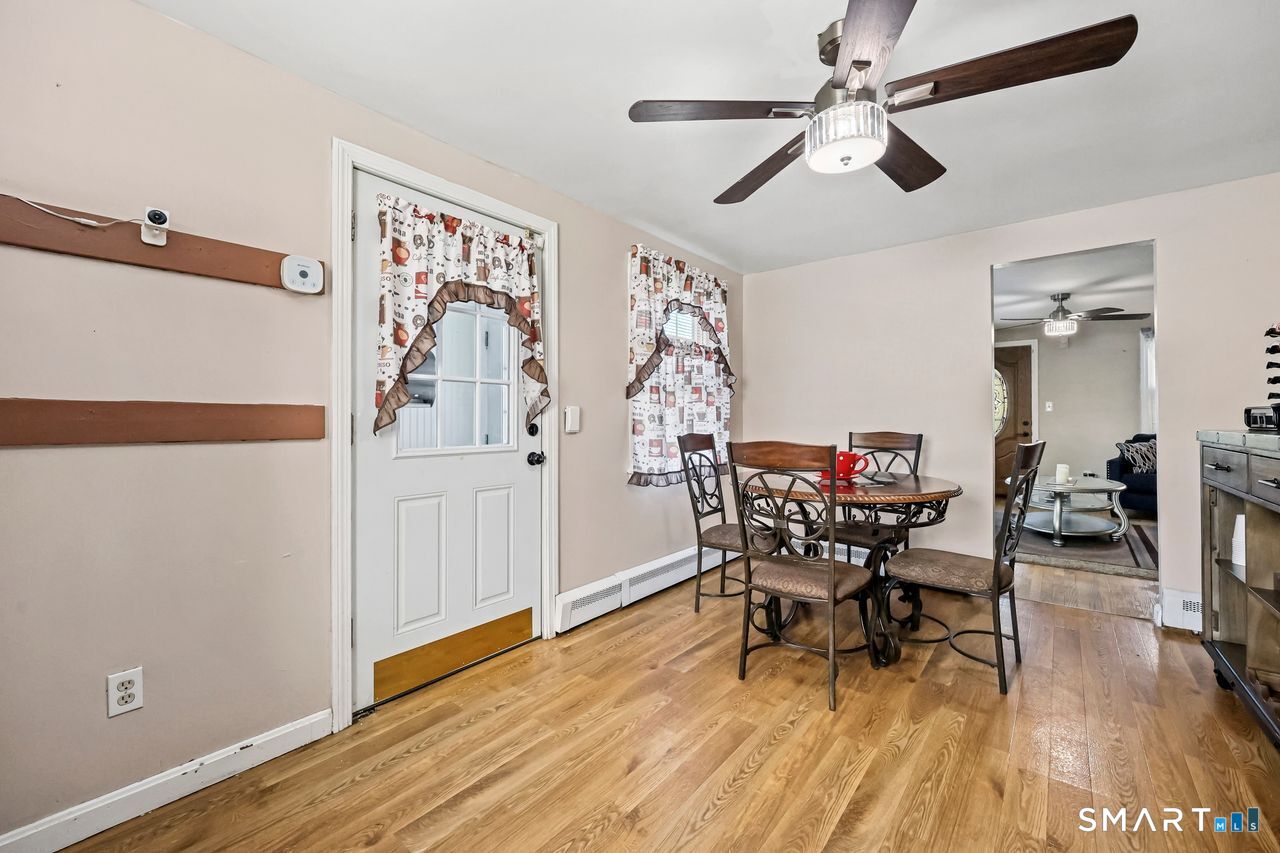 181 Parkview Street Meriden, CT 06451 - Photo 10 of 39