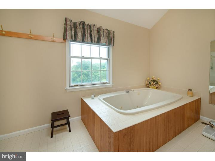 519 Arrowhead Trail Sinking Spring, PA 19608 - Photo 14 of 25