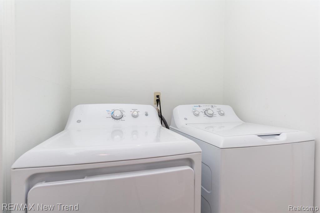 25935 Junction Novi, MI 48375 - Photo 36 of 43