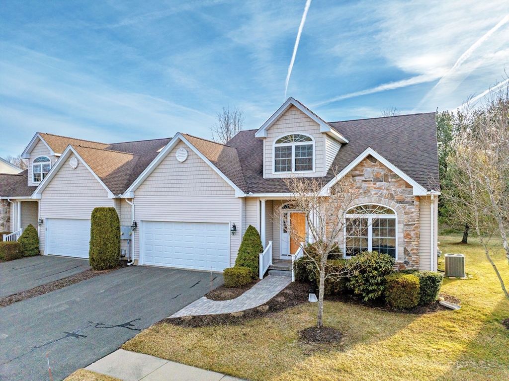 21 Green Briar Drive, Unit 21 Suffield, CT 06078 - Photo 1 of 40