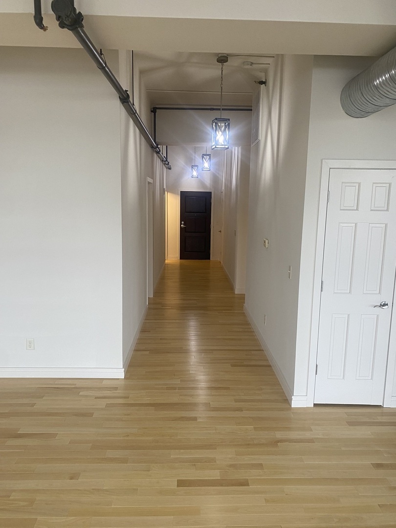 212 North Center Street, Unit 701 Bloomington, IL 61701 - Photo 7 of 12