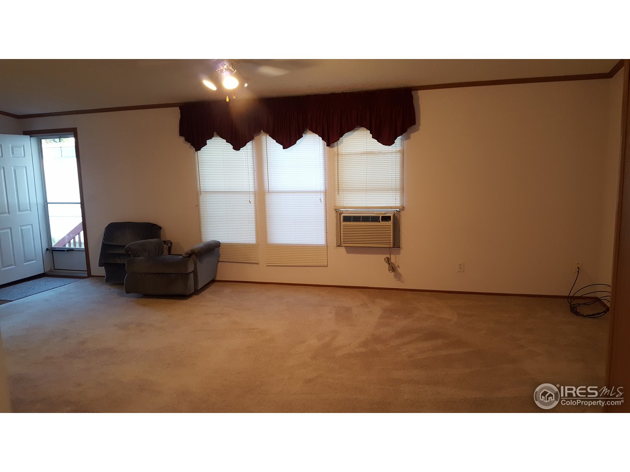 401 North Timberline Road, Unit 33 Fort Collins, CO 80524 - Photo 3 of 27 Giant living room