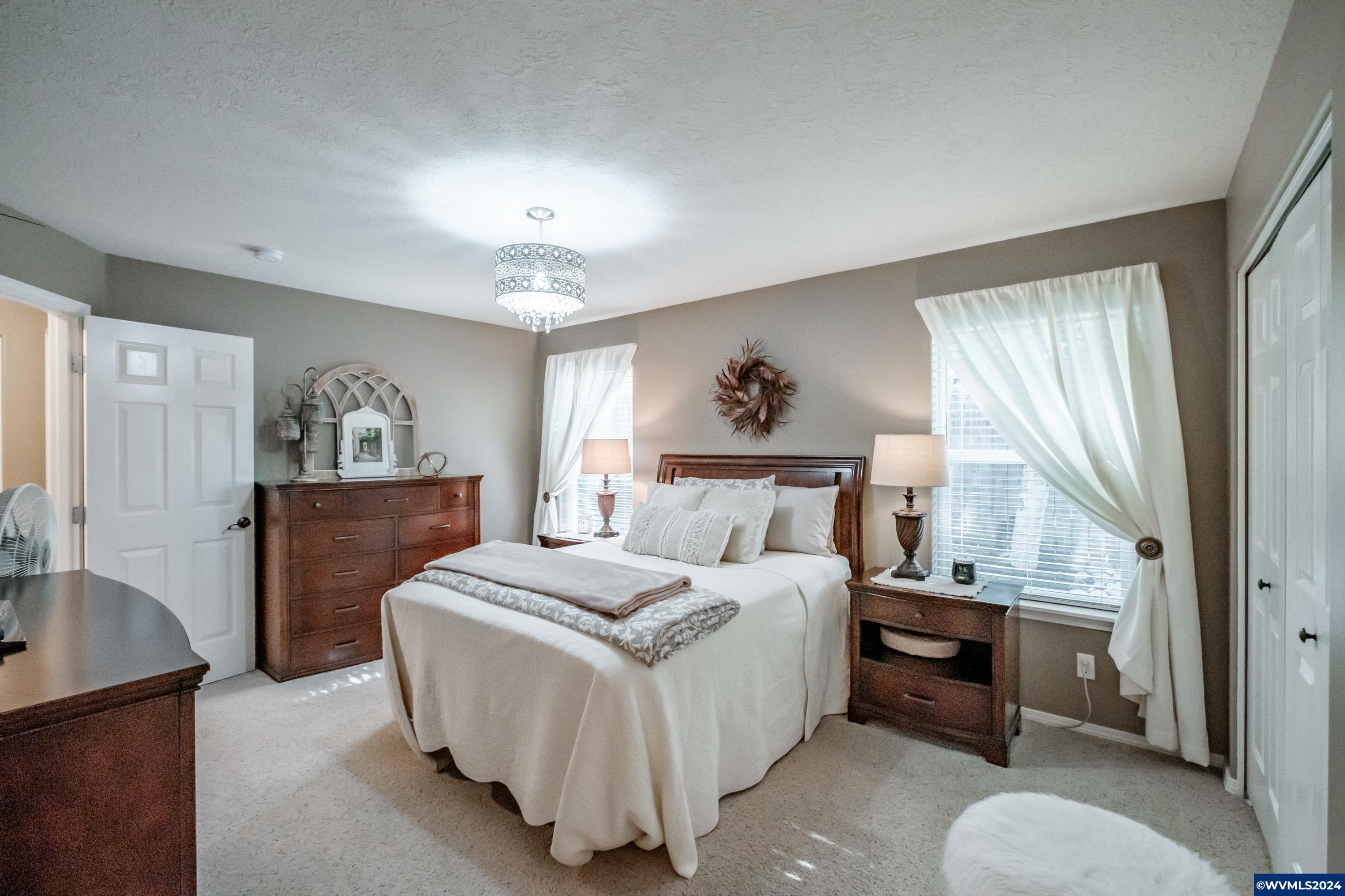 1689 Baxter Road Southeast Salem, OR 97306 - Photo 30 of 42 Gallery Image 30