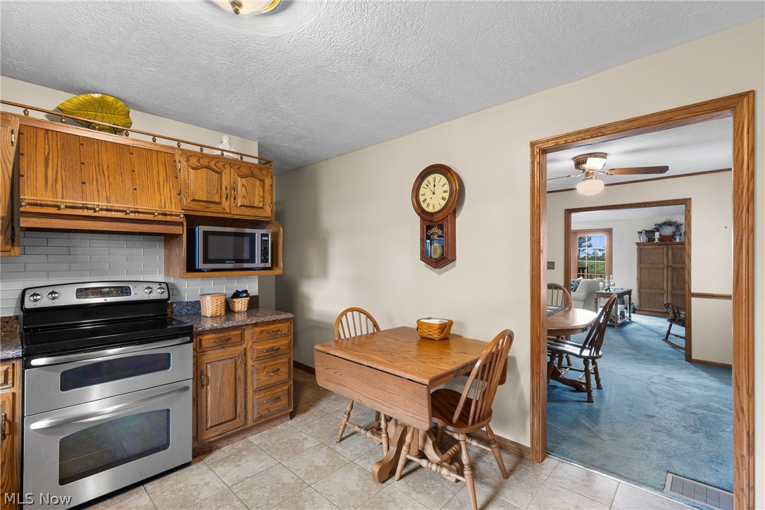 51701 Wegee Road Bellaire, OH 43906 - Photo 9 of 43 Gallery Image 9